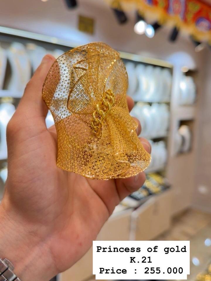 Champagne Gold Carved Bangle - 24K